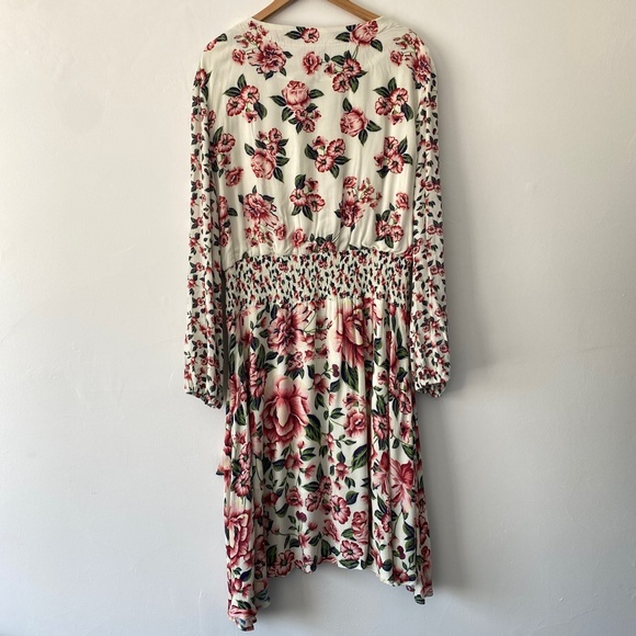 FARM Rio Red Cream Sundress with Bishop Sleeves - Picture 2 of 5